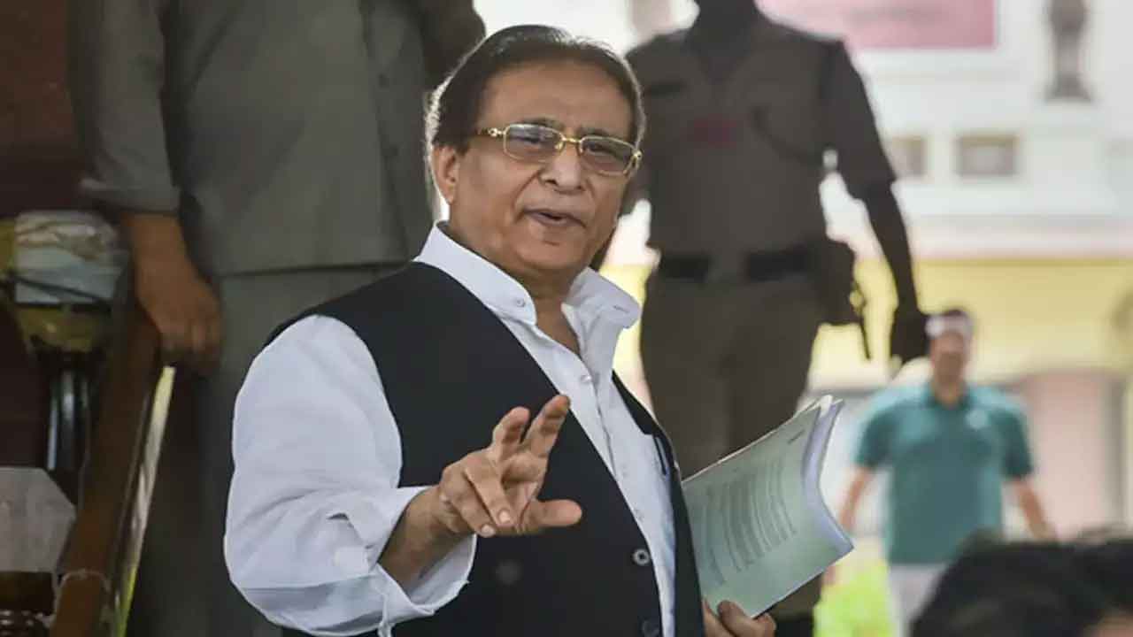 Azam Khan | ద్వేషపూరిత ప్రసంగం కేసులో ఆజం ఖాన్‌కు బెయిల్‌ మంజూరు