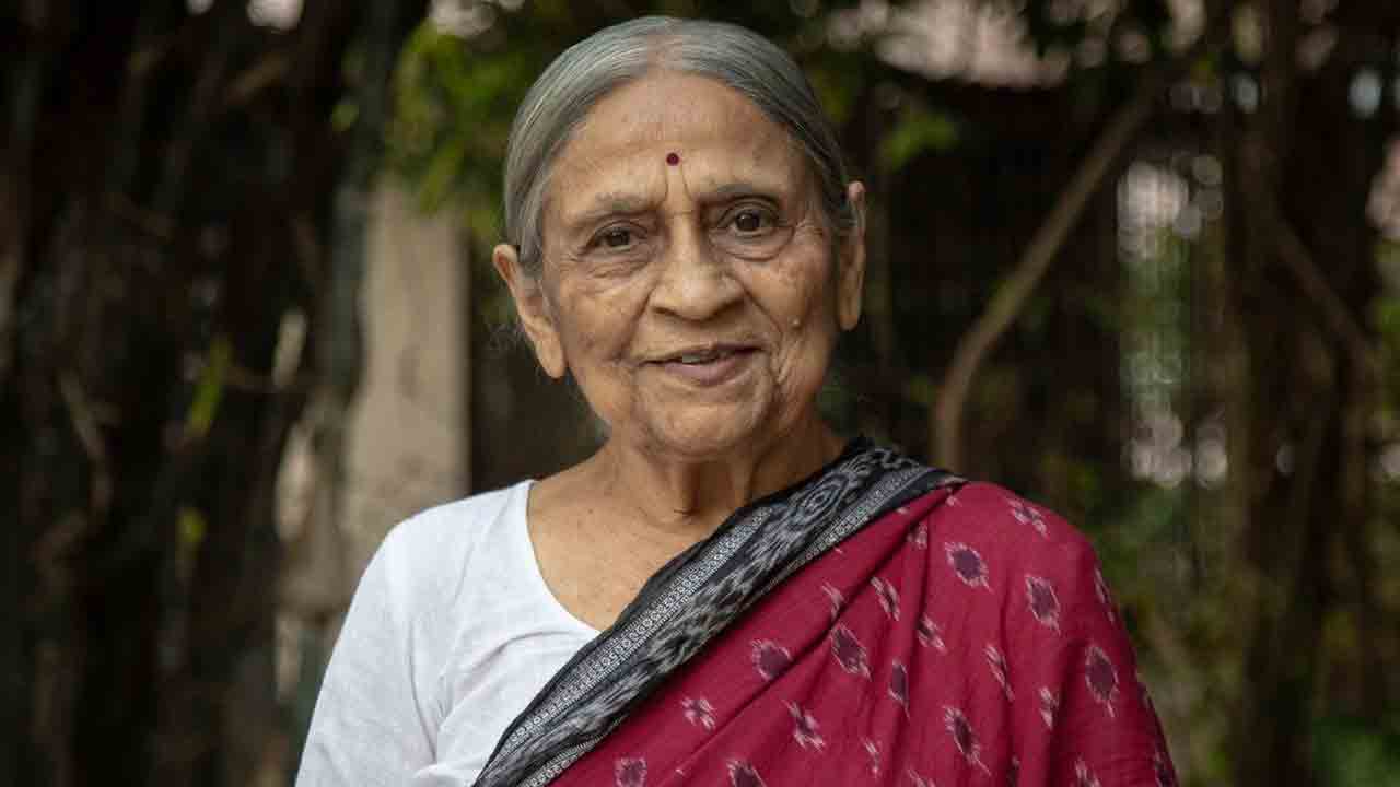 మహిళా హక్కుల కార్యకర్త ఇలా భట్‌ కన్నుమూత