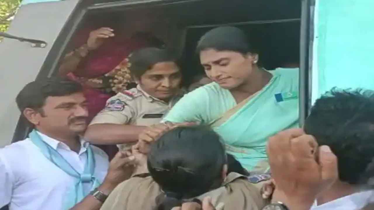 వైఎస్ షర్మిల అరెస్టు