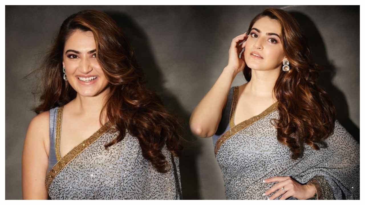 Shivaleeka Oberoi | చీరకట్టులో కేకపెట్టిస్తున్న శివలీకా ఒబెరాయ్..