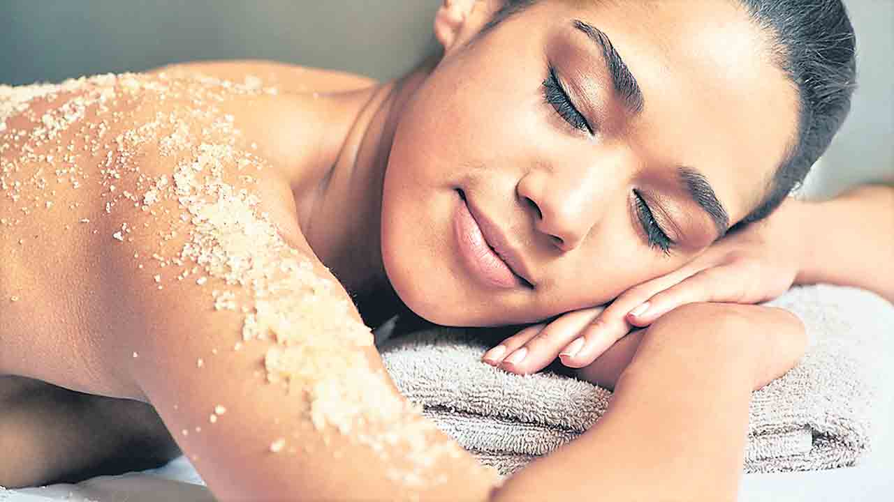 చిటికెడు ఉప్పు..చిటికెలో మెరుపు!