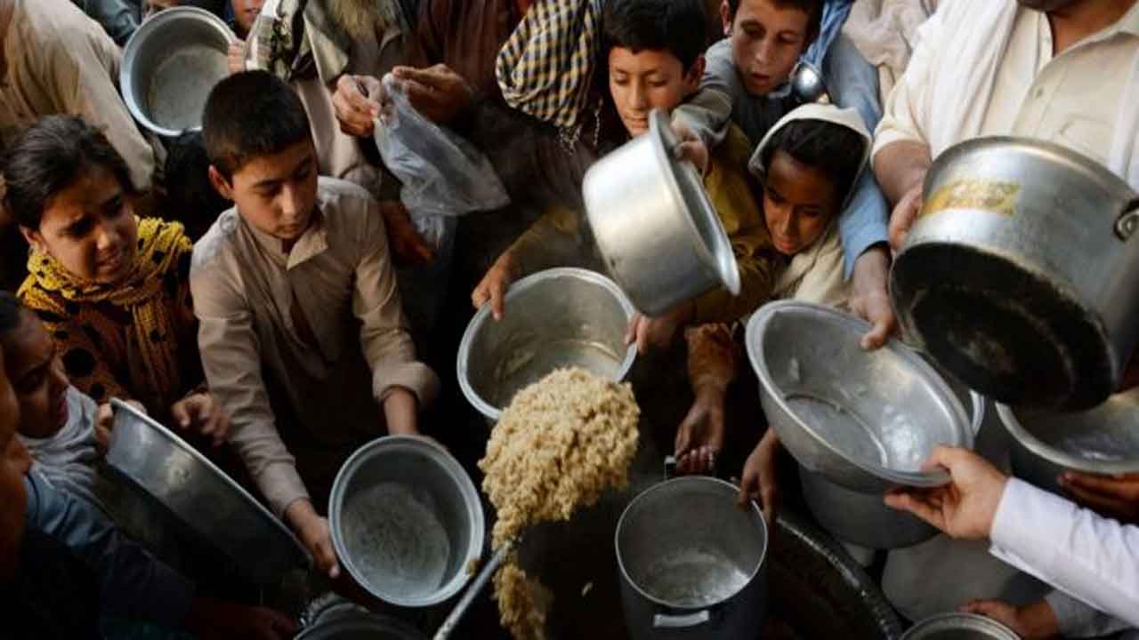 Starvation @ Afghan | ఆఫ్ఘాన్‌లో ఆకలి చావుల పరిస్థితి.. చిన్నారులకు అన్నం బదులు స్లీపింగ్‌ పిల్స్‌