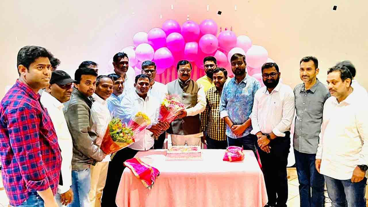 దక్షిణాఫ్రికాలో మునుగోడు విజయోత్సవ సంబురాలు