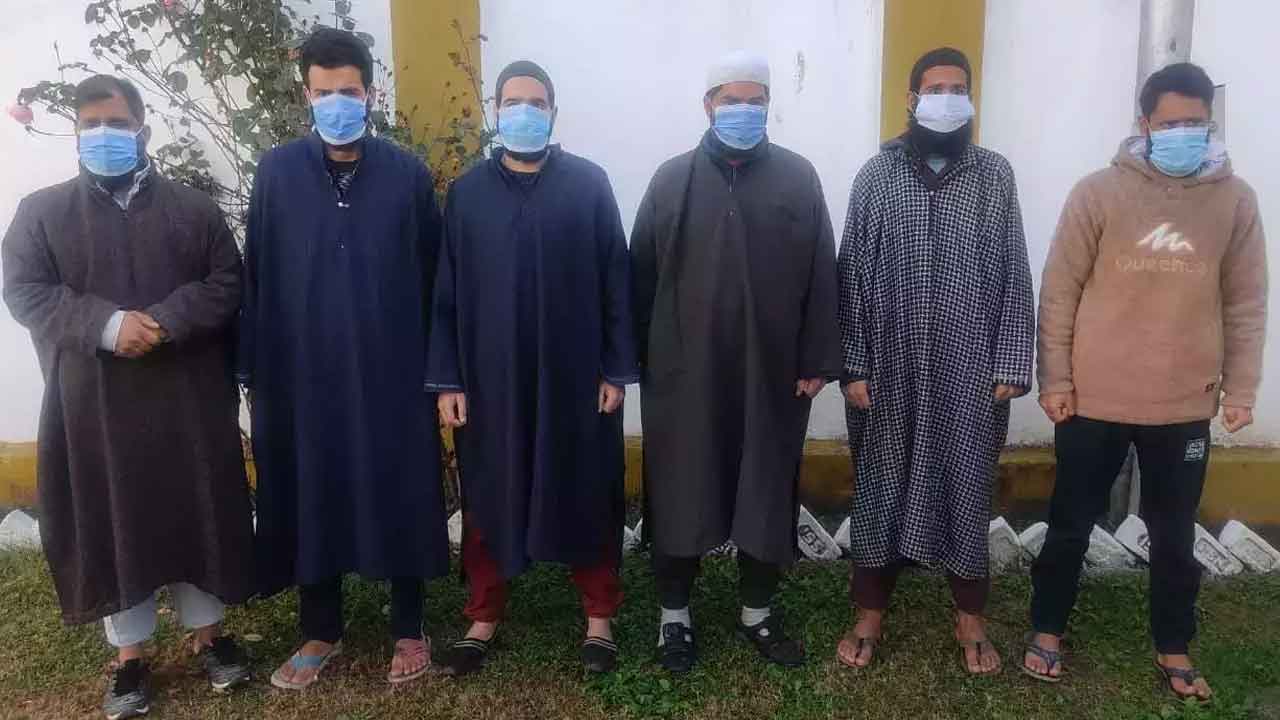 Fake NGO @ Kashmir | ఉగ్రవాదులకు నిధులిస్తున్న నకిలీ ఎన్జీఓ గుర్తింపు.. ఆరుగురు అరెస్ట్‌