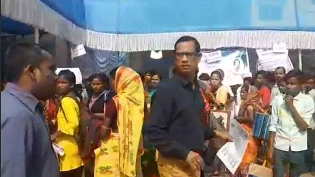 Kutta became dutta | కథ సుఖాంతమైంది.. కుత్తా కాస్తా దత్తాగా మారింది..