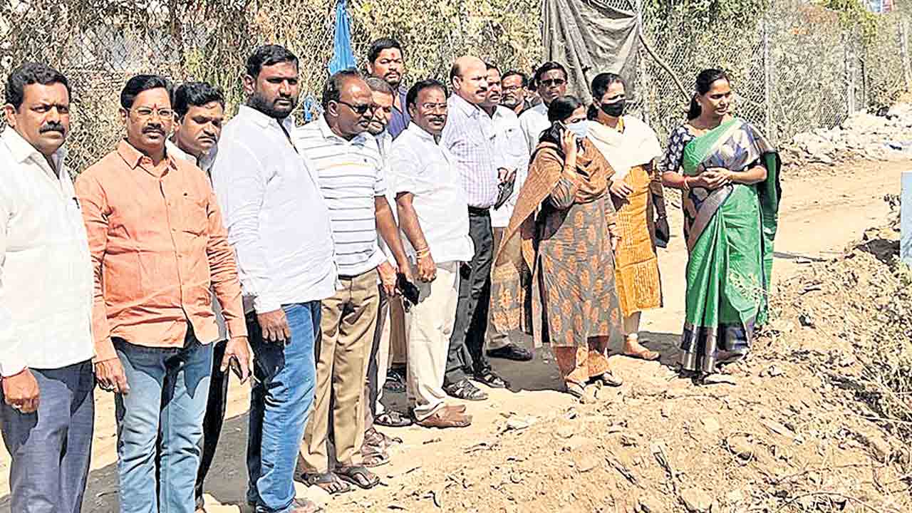 దేవాలయ భూములు ఆక్రమిస్తే కఠిన చర్యలు