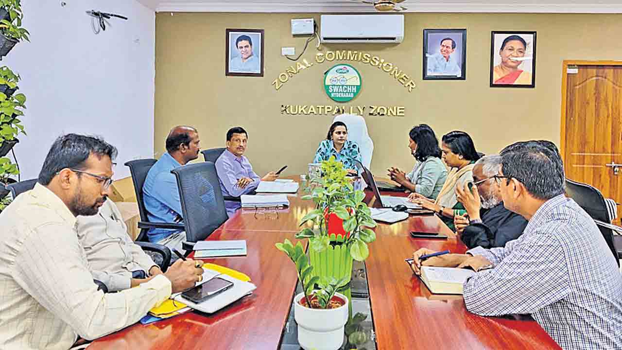 జంక్షన్ల అభివృద్ధిలో వేగం పెంచాలి