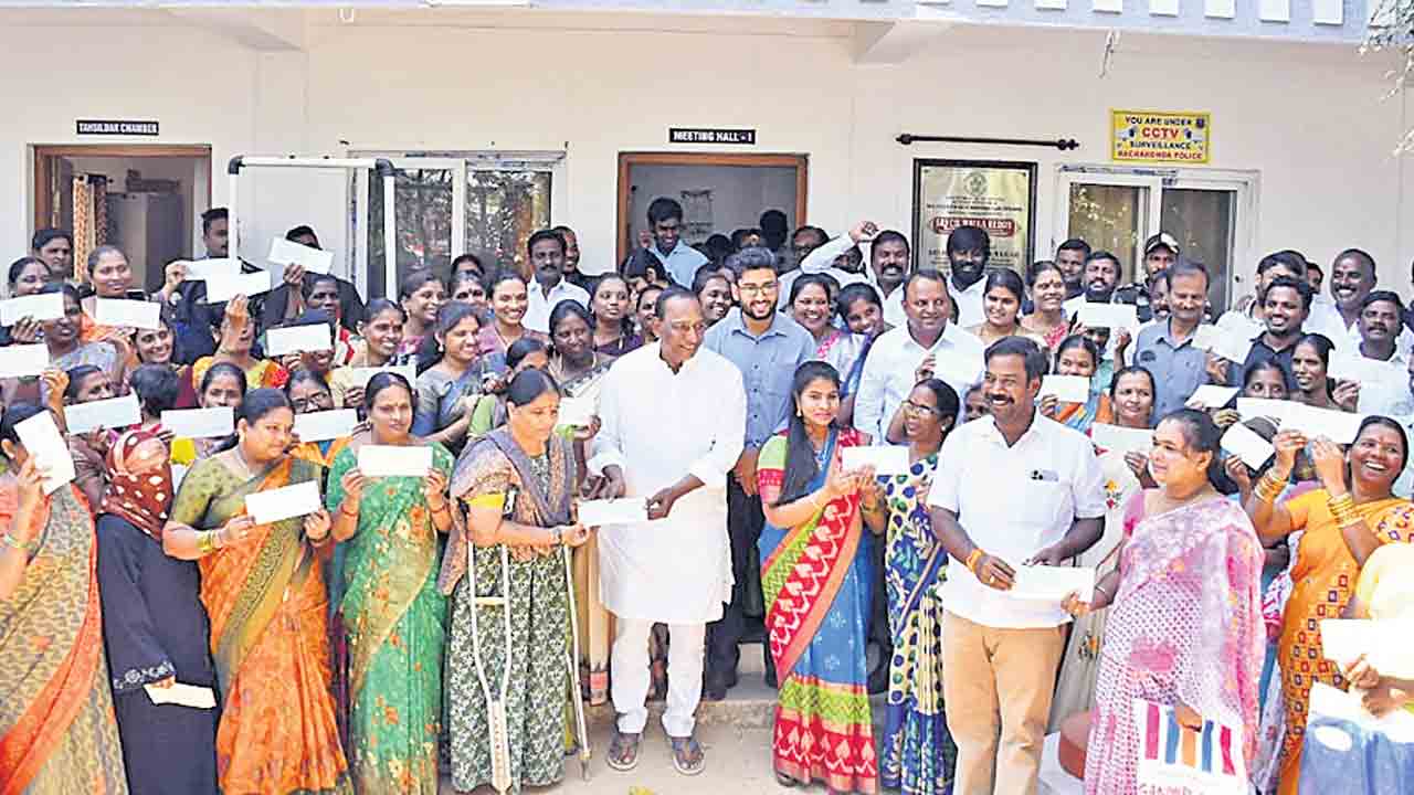 ప్రజా సంక్షేమానికి పెద్దపీట