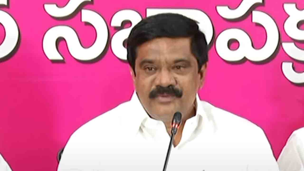 Toll Tax | టోల్ ట్యాక్స్ పెంపుదల నిర్ణయాన్ని వెనక్కి తీసుకోవాలి : మంత్రి ప్రశాంత్ రెడ్డి