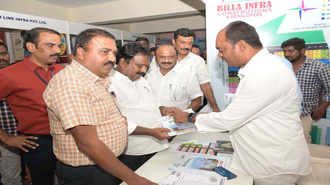 ప్రాపర్టీ షోకు స్పందన అదుర్స్‌