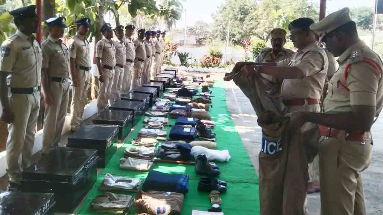 సమాచార సేకరణలో ప్రతిభ చూపాలి