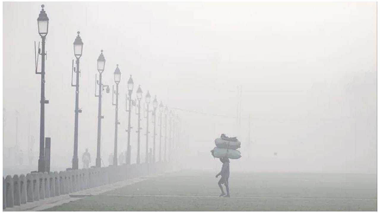 ఢిల్లీలో బీఎస్‌-4 డీజిల్‌, బీఎస్‌-3 పెట్రోల్ వాహ‌నాల‌పై నిషేధం ఎత్తివేత‌