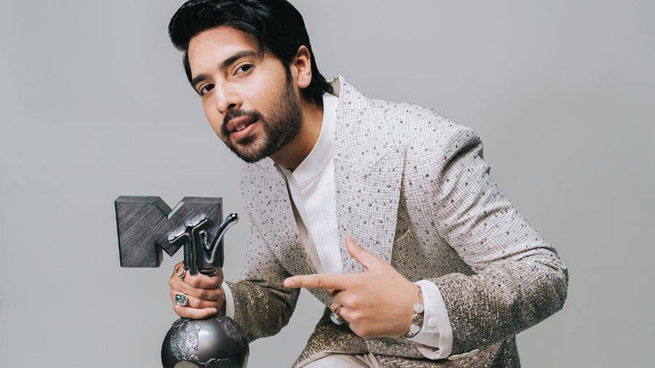 Armaan Malik | రెండోసారి యూరోపియ‌న్ మ్యూజిక్ అవార్డు అందుకున్న అర్మాన్ మాలిక్