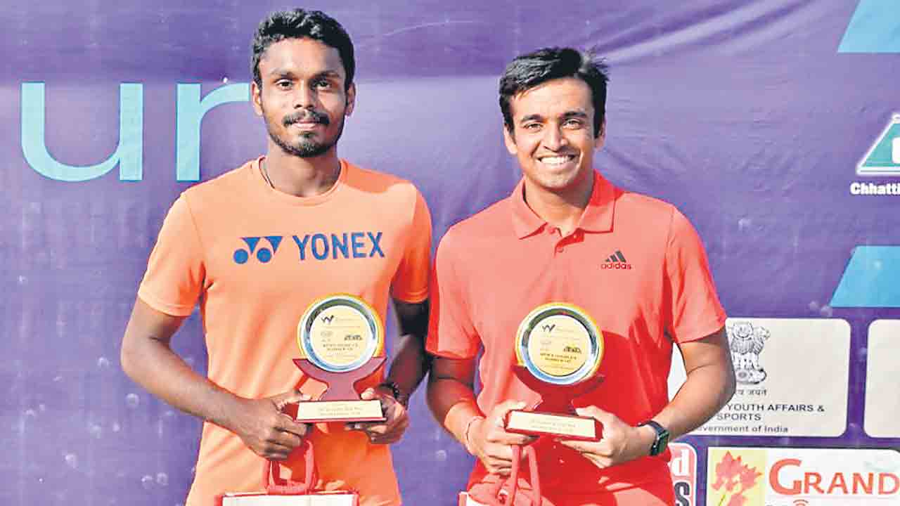 రన్నరప్‌ కార్తీక్‌ జోడీ