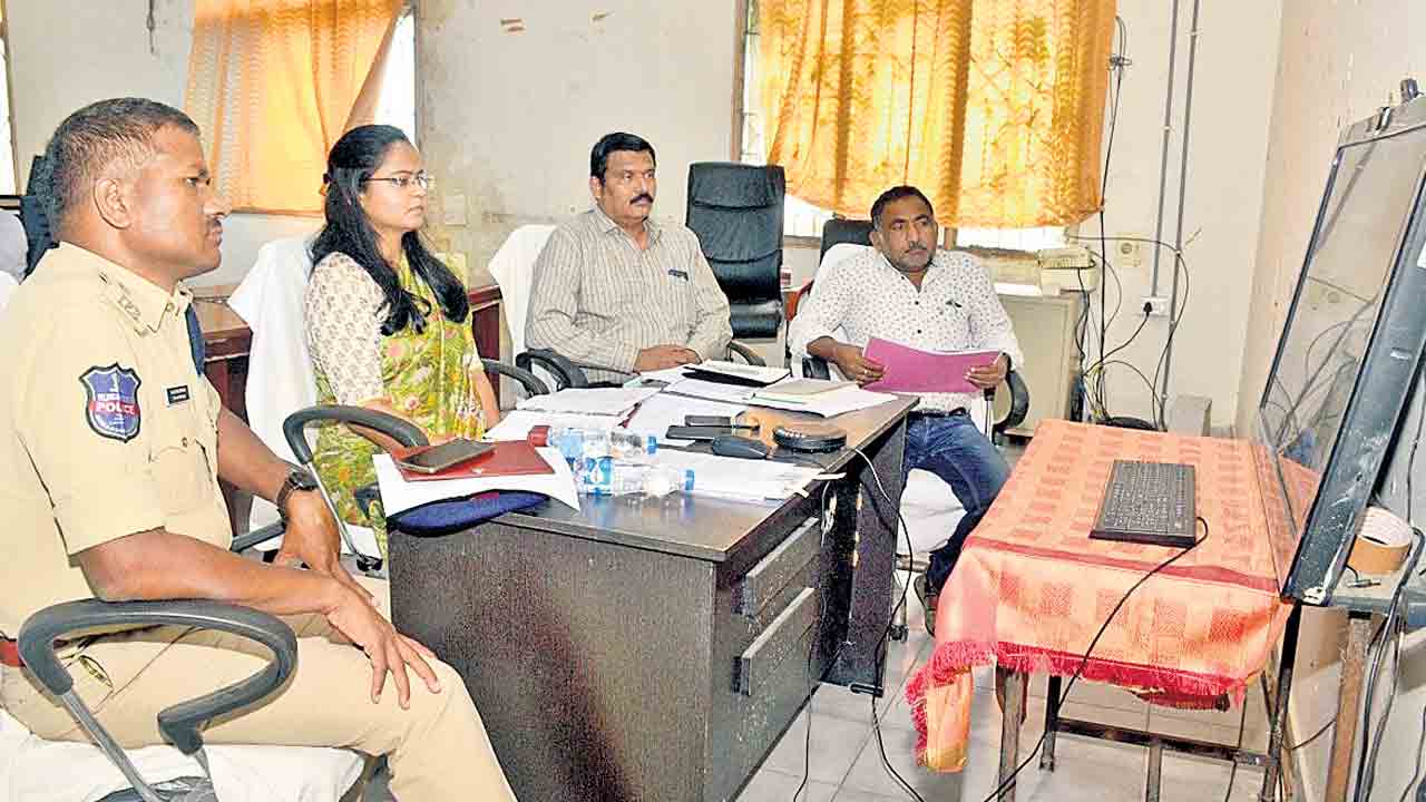 డబుల్‌ ఇండ్లు పేదల ఆత్మగౌరవం