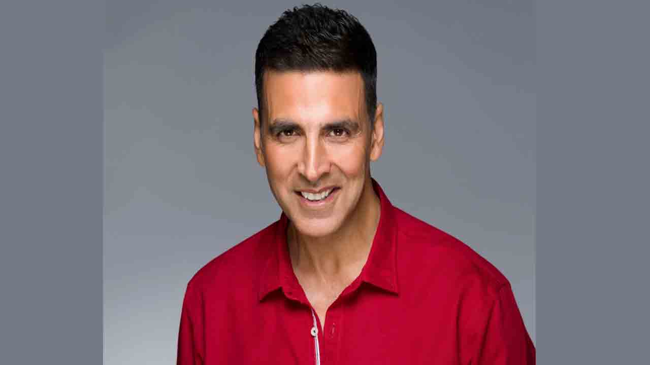 ఛత్రపతి శివాజీ పాత్రలో