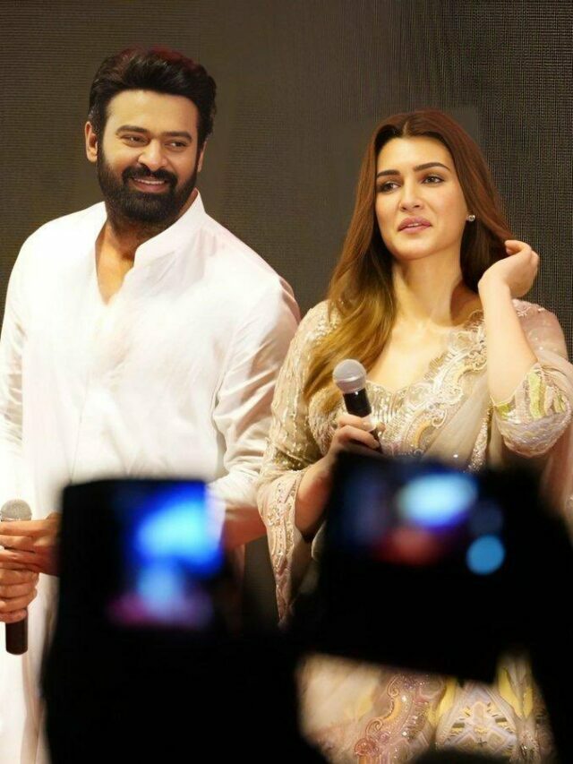 కృతిసనన్‌తో ప్రభాస్‌ ఎంగేజ్‌మెంట్‌.. నిజమేనా !!