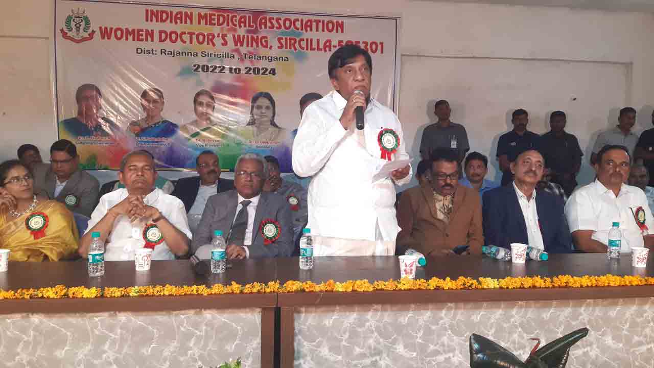 త్వరలోనే పల్లె దవాఖానలు 