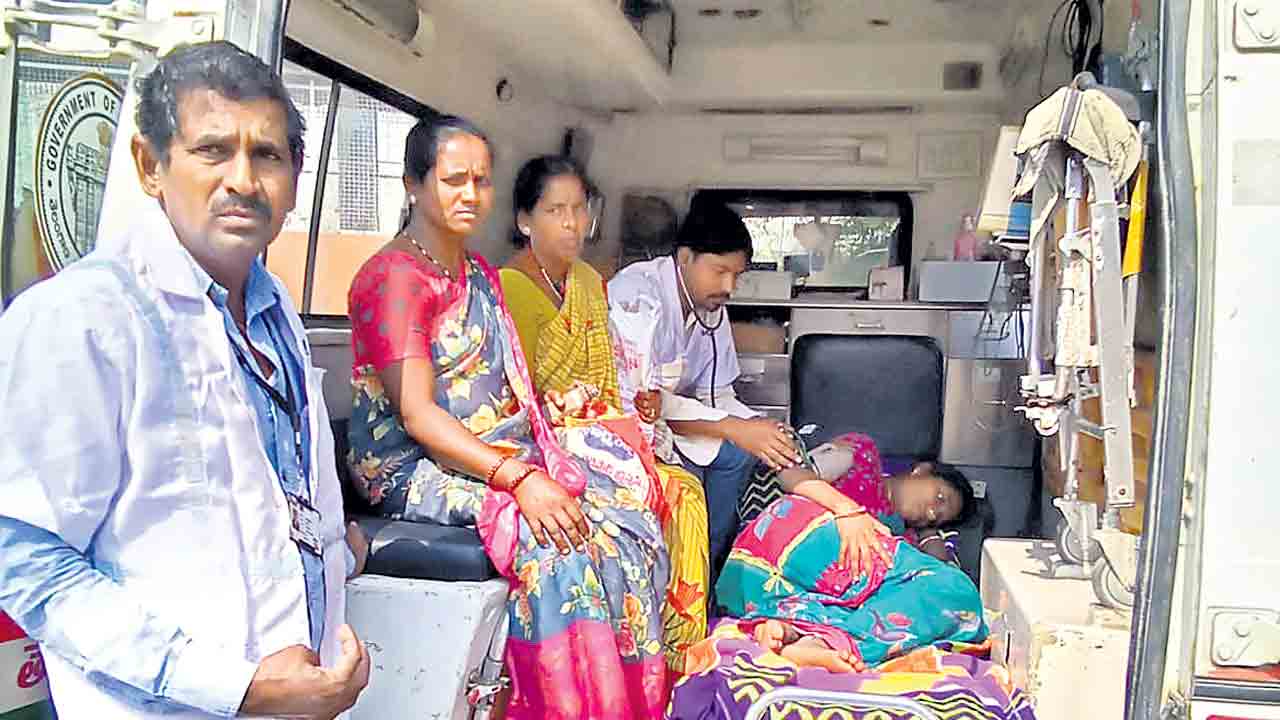 ఆపదలో..బంధువై..