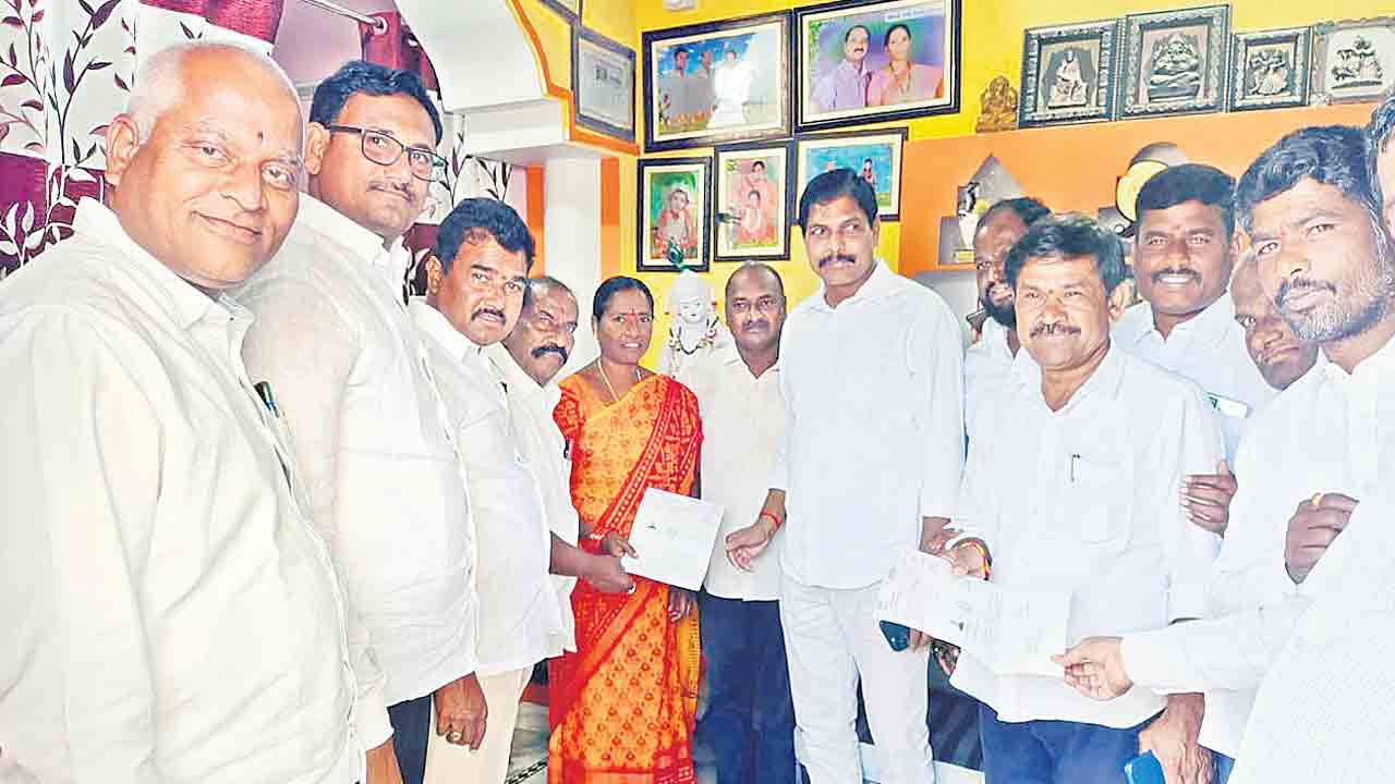 పేద కుటుంబాలకు అండగా సీఎంఆర్‌ఎఫ్‌