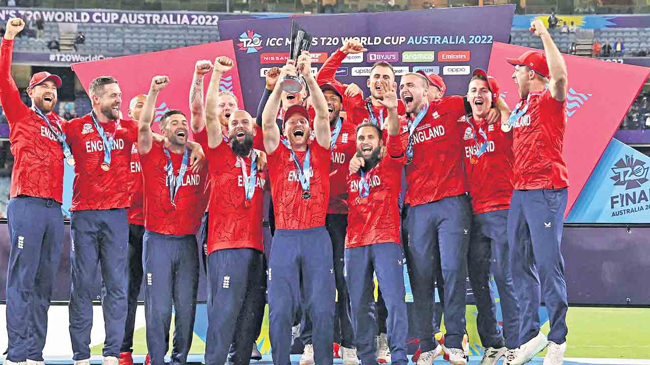 ఇంగ్లండ్‌ టీ20 ప్రపంచకప్‌ కైవసం