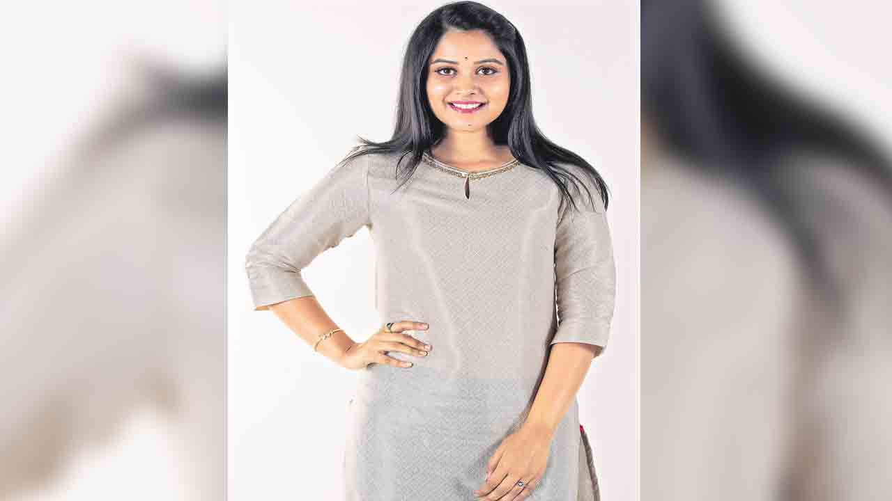 ‘హలో’ చెబితే.. మురిసిపోతా! అంటున్న యశ్మీ గౌడ