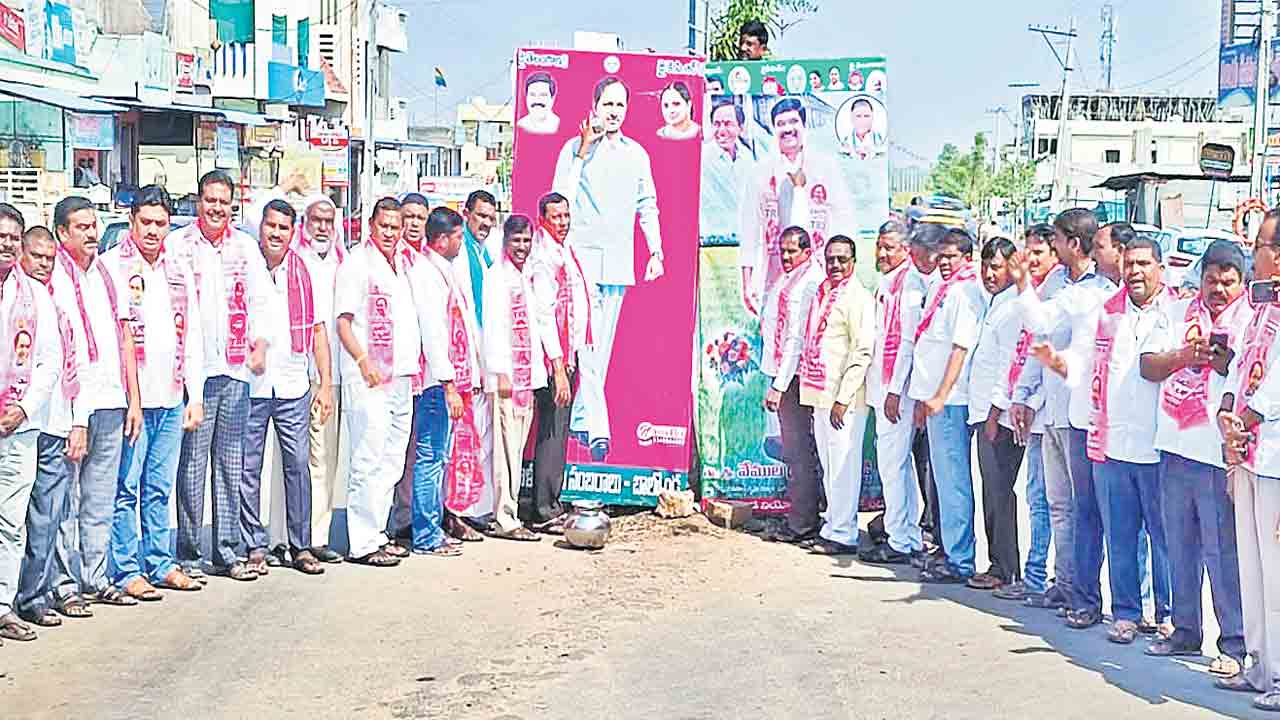 ఫైర్‌స్టేషన్ల మంజూరుపై హర్షాతిరేకాలు