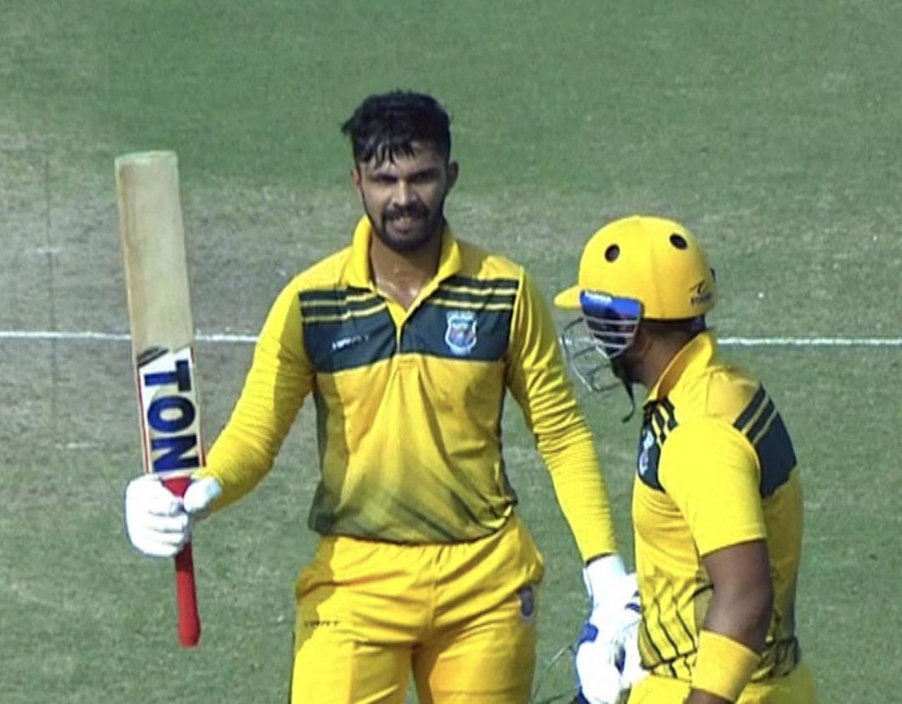 Ruturaj Gaikwad | ఒకే ఓవ‌ర్‌లో ఏడు సిక్స్‌లు కొట్టిన రుతురాజ్ గైక్వాడ్.. విజ‌య్ హ‌జారే ట్రోఫీలో విధ్వంస‌క ఇన్నింగ్స్