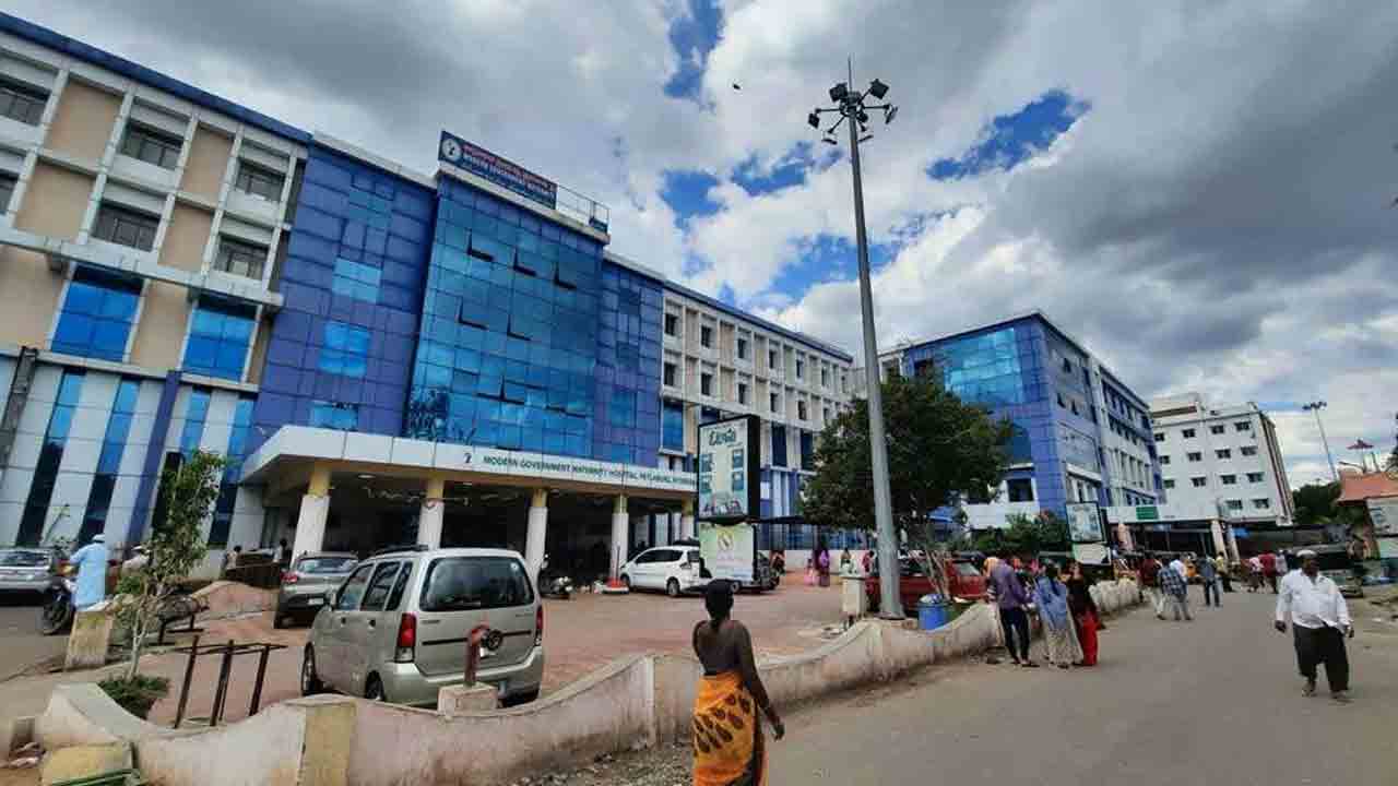 పేట్ల‌బుర్జు హాస్పిట‌ల్ అభివృద్ధికి రూ. కోటి.. ఎంపీ సంతోష్‌పై హ‌రీశ్ రావు ప్ర‌శంస‌లు