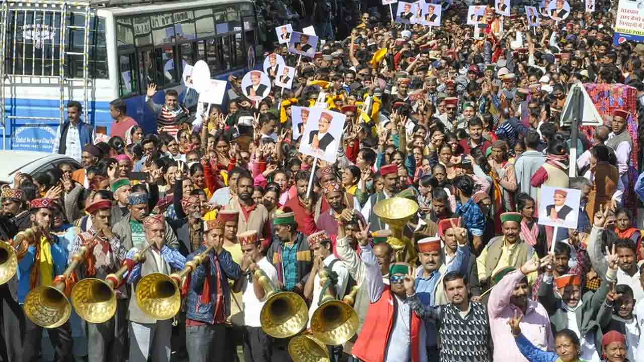 రేపే హిమాచల్‌ అసెంబ్లీ ఎన్నికలు.. బరిలో 214 మంది కోటీశ్వరులు..!