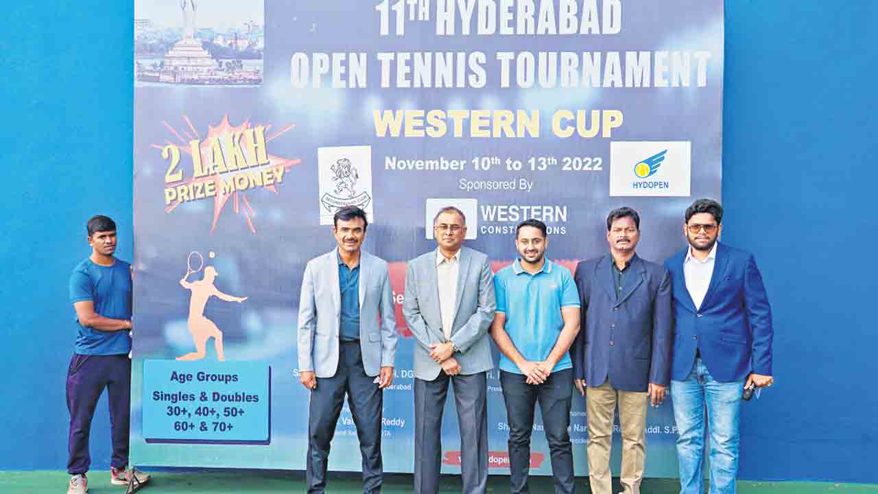 హైదరాబాద్‌ ఓపెన్‌ టెన్నిస్‌ టోర్నీ షురూ