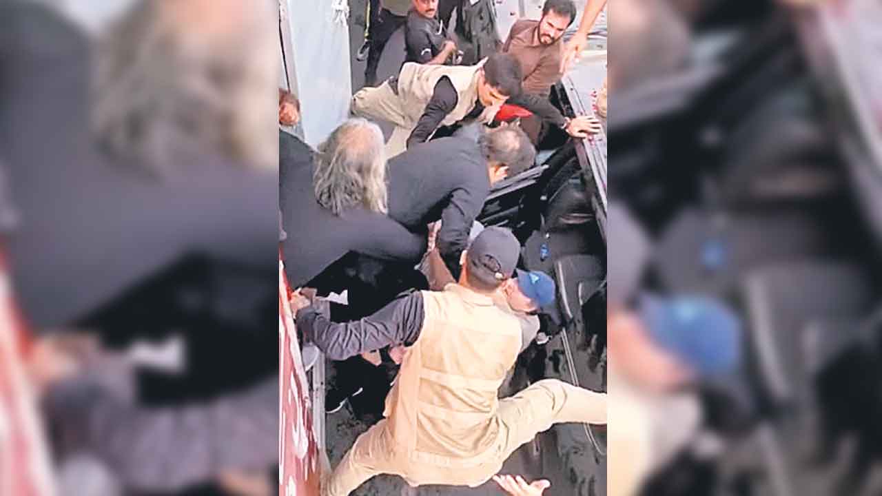 ఇమ్రాన్‌పై హత్యాయత్నం