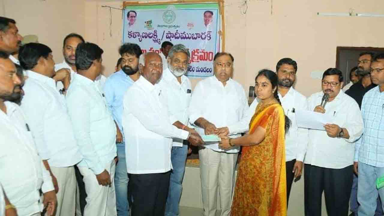 అభివృద్ధే ప్రభుత్వ లక్ష్యం : ఎమ్మెల్యే