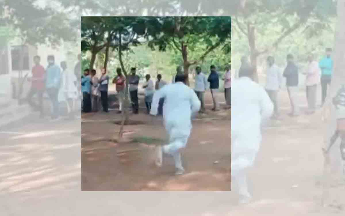 పాల్‌ పరుగో పరుగు… పోలింగ్‌ బూత్‌ల వద్ద కేఏ పాల్‌ హాడావిడి