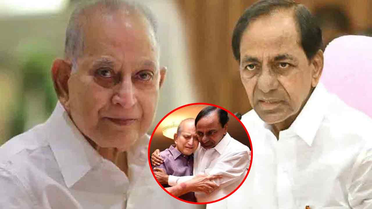 కృష్ణ మరణం చలనచిత్ర రంగానికి తీరని లోటు : సీఎం కేసీఆర్‌