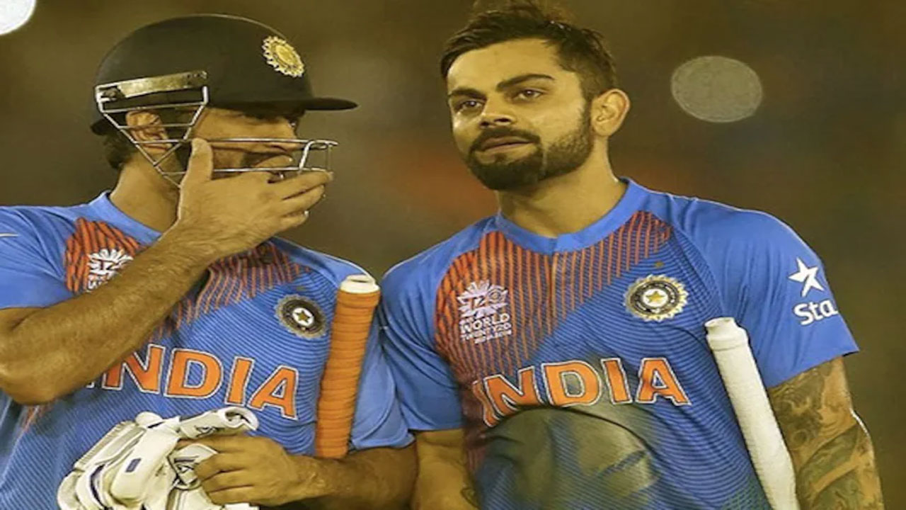 ఆ స‌మ‌యంలో ధోనీ పంపిన మెసేజ్ న‌న్ను బ‌లంగా తాకింది: విరాట్ కోహ్లీ