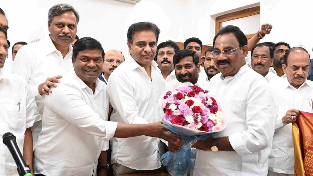 ఎమ్మెల్యేగా కూసుకుంట్ల ప్రమాణ స్వీకారం