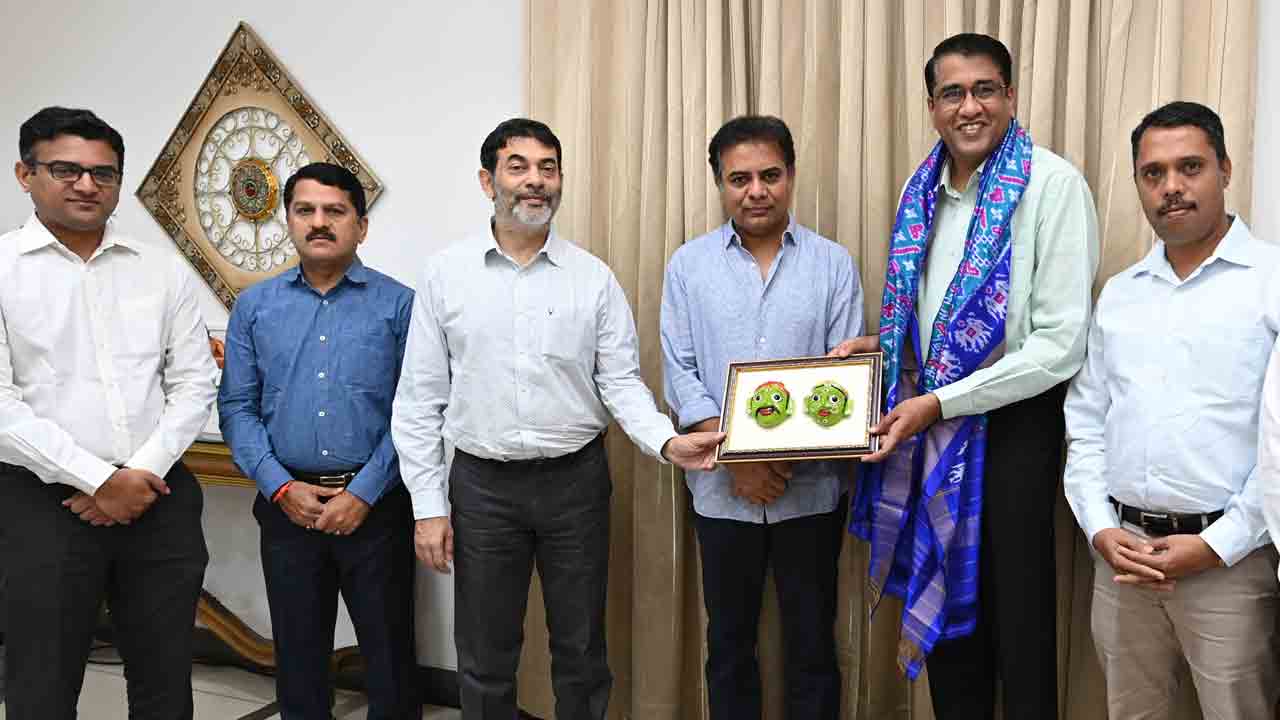 పేజ్‌ పెట్టుబడి 290 కోట్లు