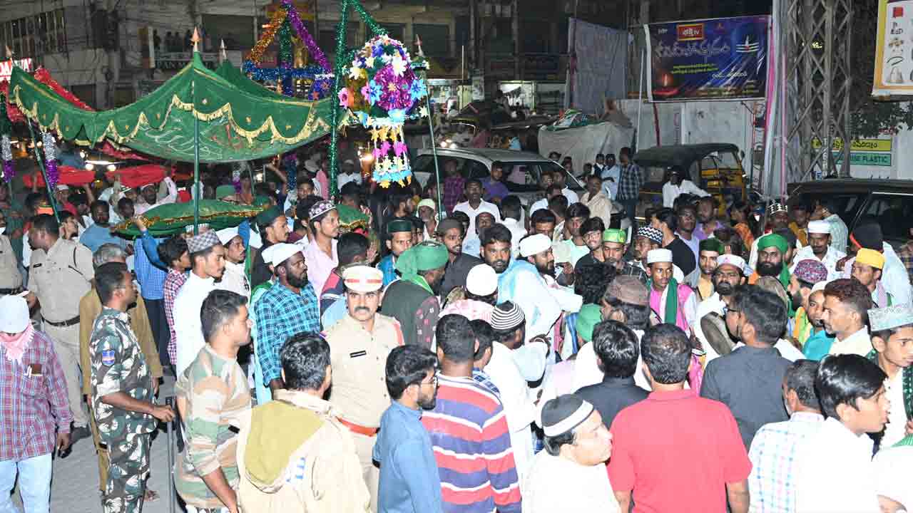 నల్లగొండలో ఉర్సు షురూ