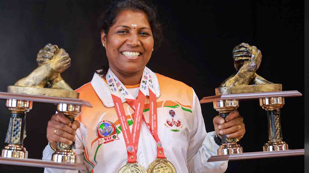 ప్రపంచ ఆర్మ్‌ రెజ్లింగ్‌లో పసిడి జోరు