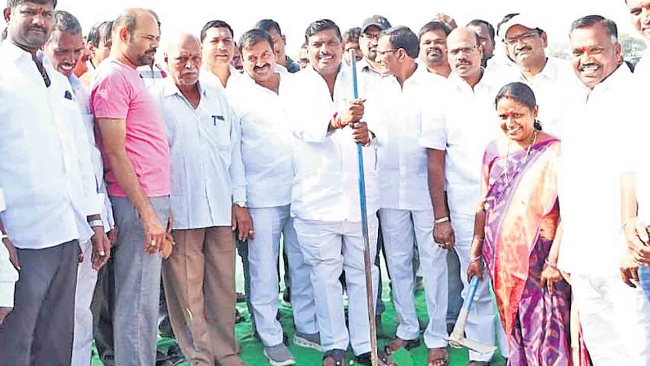 మిషన్‌ భగీరథతో నీటి సమస్య పరిష్కారం