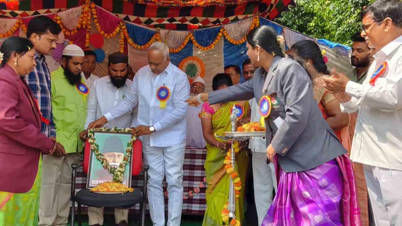 తెలంగాణలోనే నాణ్యమైన విద్య