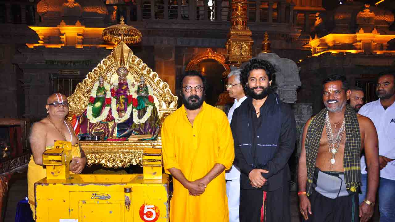 యాదాద్రి ఆలయ నిర్మాణం మహాద్భుతం