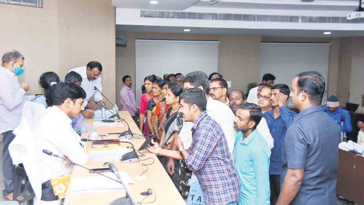 ధాన్యం బిల్లులు త్వరితగతిన చెల్లించాలి