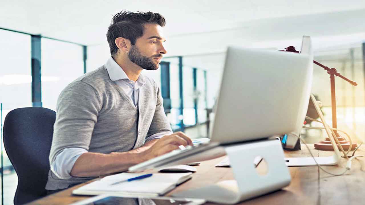 దయచేసి.. కూర్చోవద్దు!