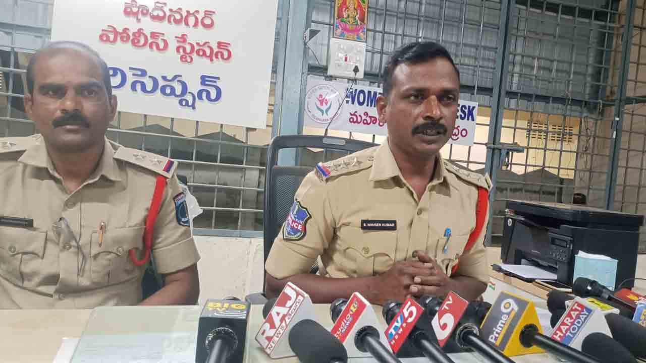 వివాహేతర బంధానికి అడ్డొస్తున్నాడనే రవితేజ హత్య