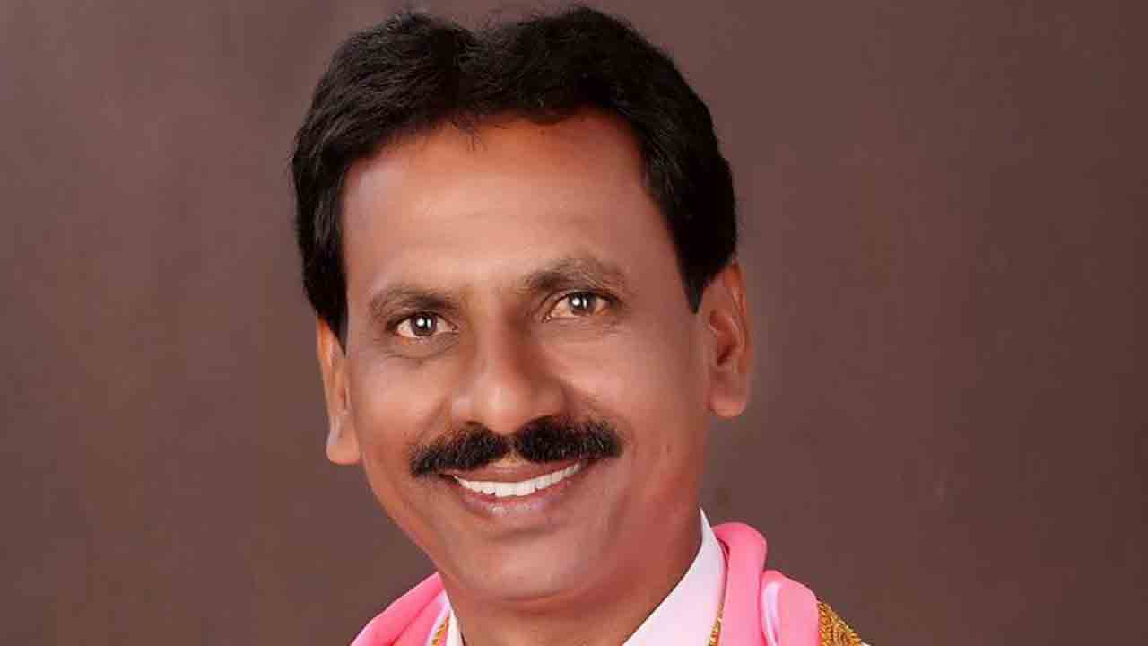 గో బ్యాక్ మోదీ