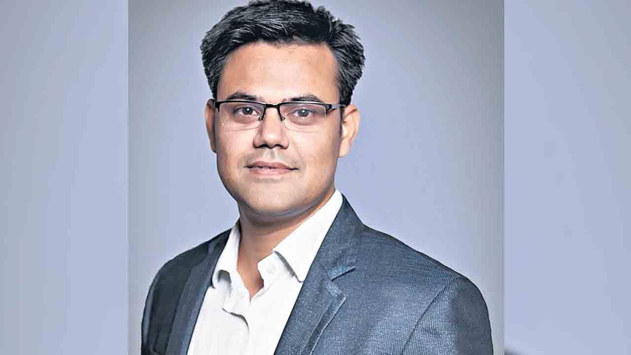 udChalo | రైలు ఛార్జీతోనే విమాన టికెట్లు.. సైనికుల కోసం స్మార్ట్‌ యాప్‌