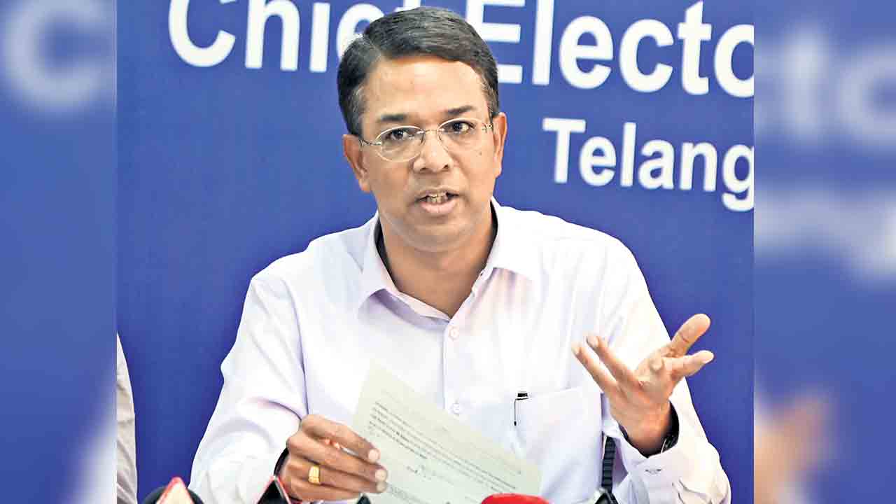 నేటితో మునుగోడు ఉప ఎన్నిక ప్రచారం పూర్తి