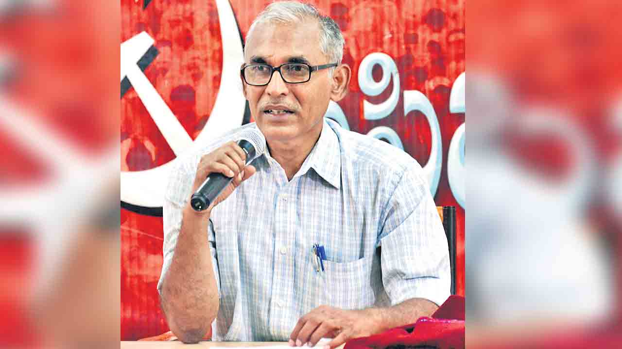 ప్రాంతీయ పార్టీల విచ్ఛిన్నానికి బీజేపీ కుట్ర